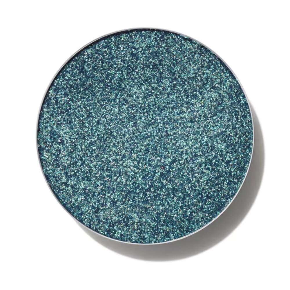 2/$20 MAC Cosmetics: Emerald Cut - Dazzleshadow Extreme (Pro Palette Refill Pan)